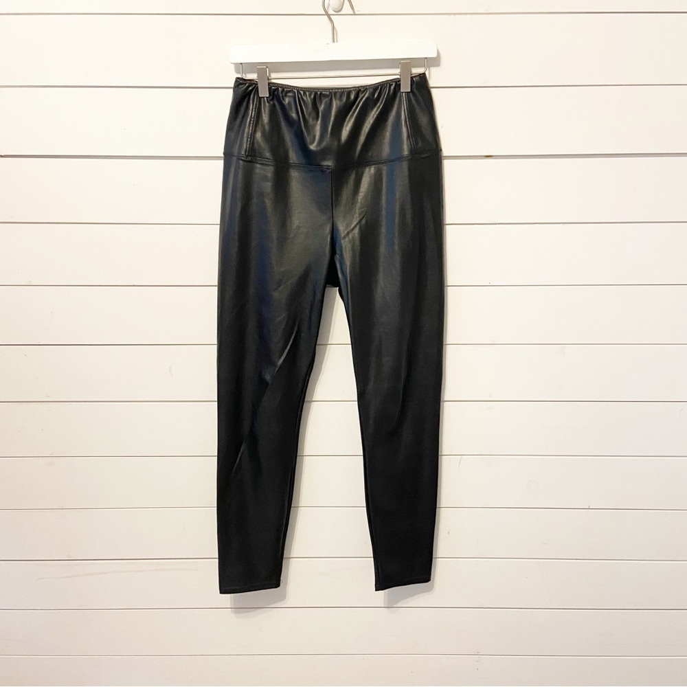 Wilfred Free Aritizia Women’s Black Vegan Faux Leather High Rise leggings Large